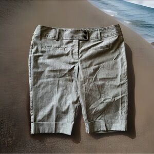 Tracy Evan’s Bermuda Cuffed Shorts Size 13 Gray Tweed